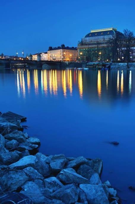 Romantic Light Blue Apartment Prague Exterior photo