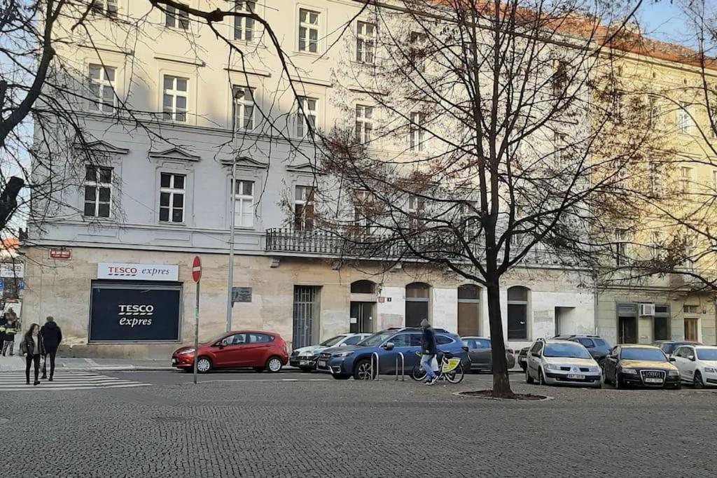 Romantic Light Blue Apartment Prague Exterior photo