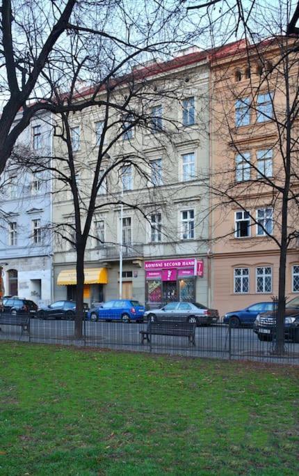 Romantic Light Blue Apartment Prague Exterior photo