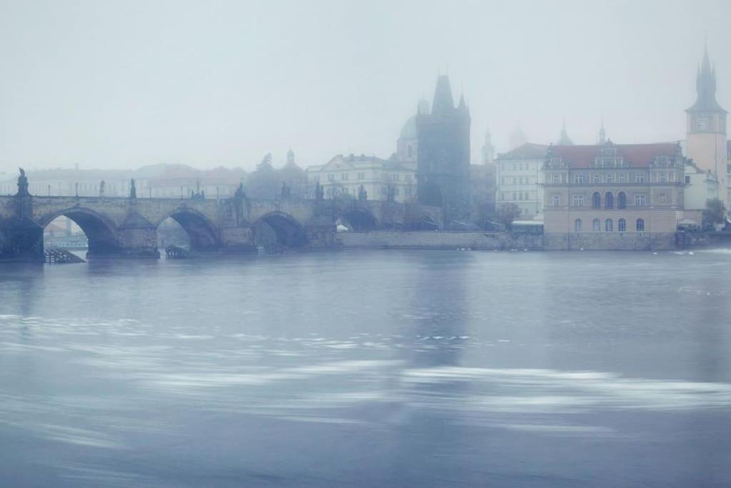 Romantic Light Blue Apartment Prague Exterior photo