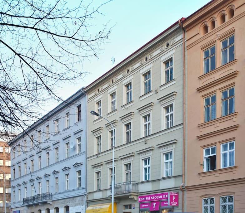 Romantic Light Blue Apartment Prague Exterior photo